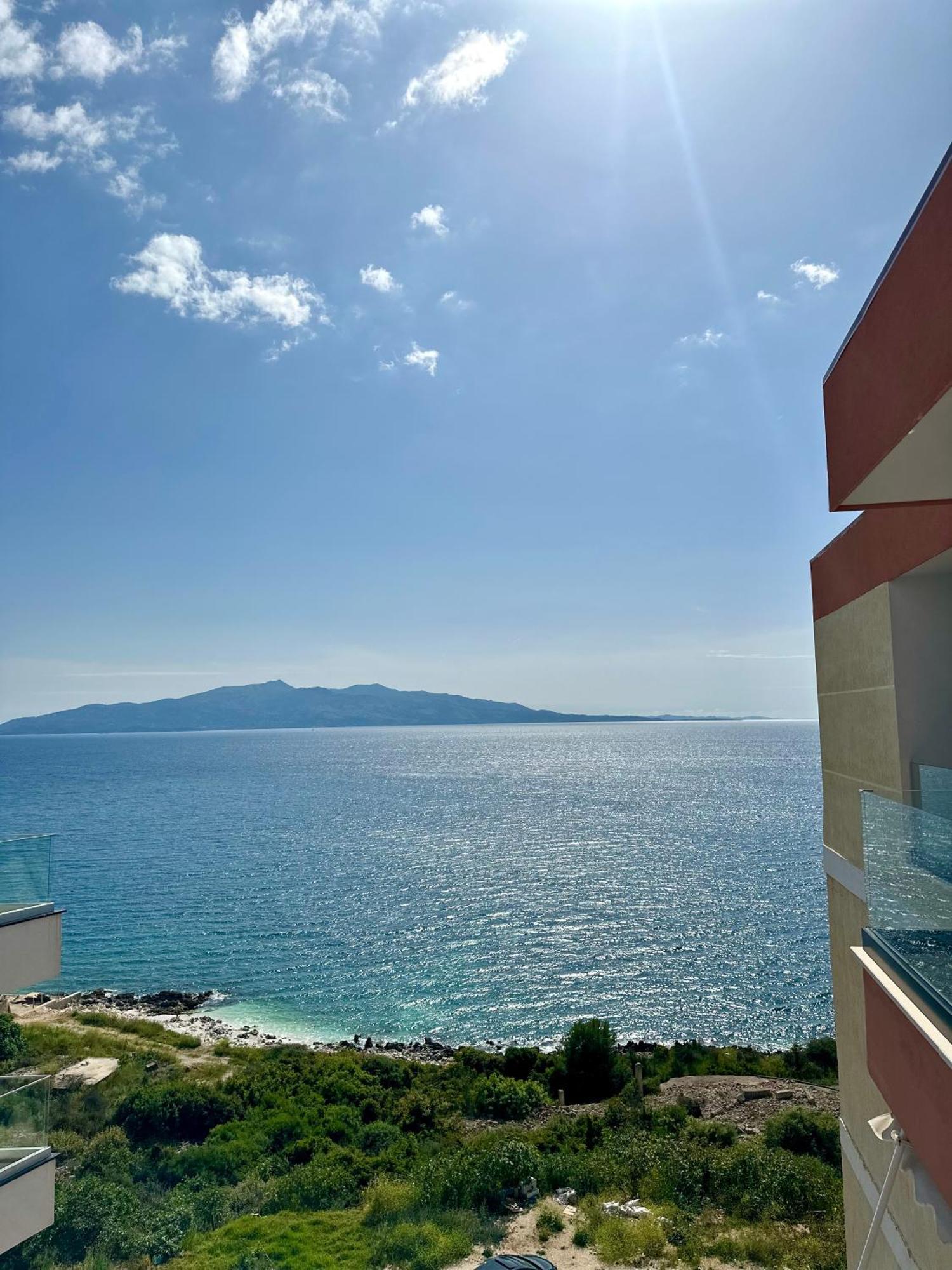 Lookout Apartments Саранда Экстерьер фото